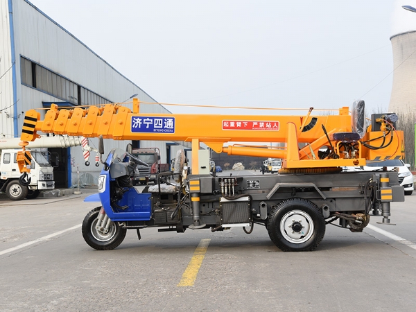 三輪吊車 標配自制吊